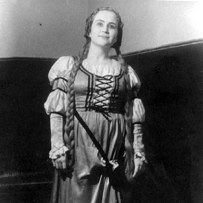 О.Н. Стрижова - Маргарита в опере Гуно "Фауст", 1949 г.
